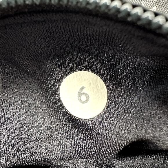 Lululemon Pace Rival Crop 22" Full-On Luxtreme Lycra Ace Spot Grain Black 6 - Picture 4 of 5